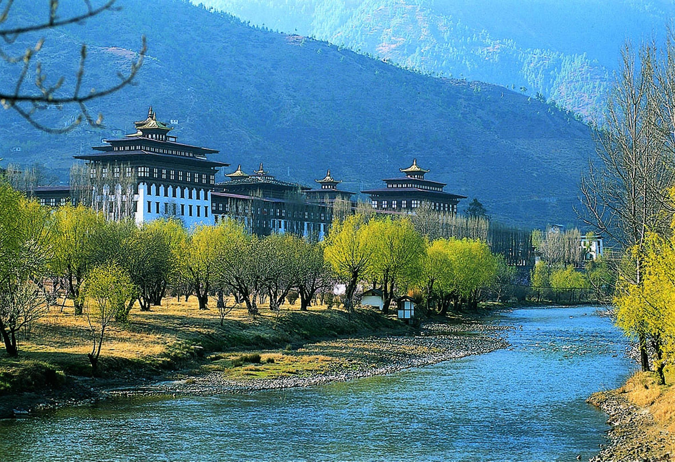 Kathmandu - Bhutan Tour (5N / 6D)